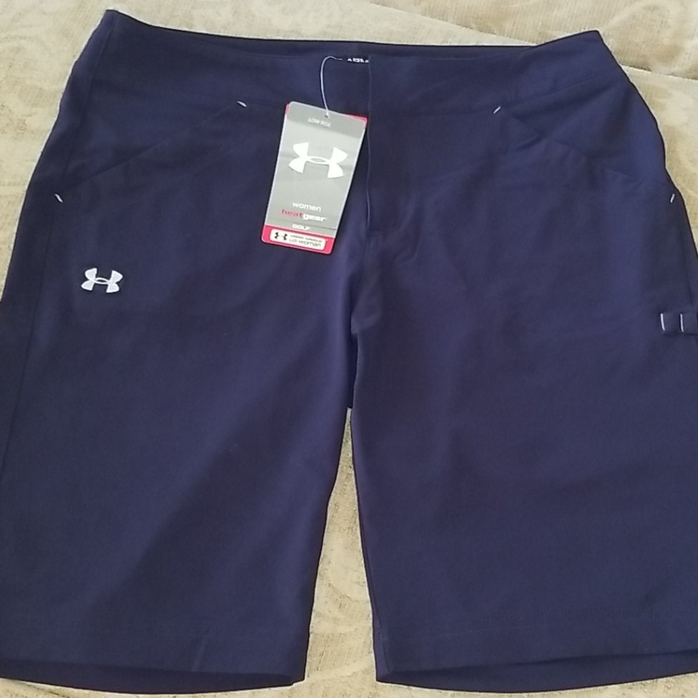 UNDER ARMOUR WOMENS GOLF SHORTS SIZE 6